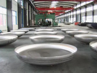 不鏽(xiu)鋼蝶形封(feng)頭